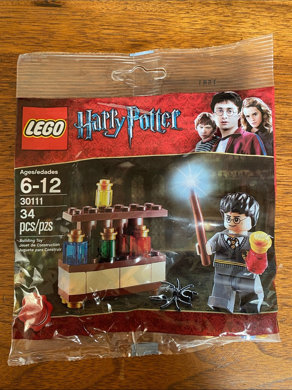 LEGO 30111 Harry Potter Potion Lab NIP with Spider Red, Blue Green Gold Bottles